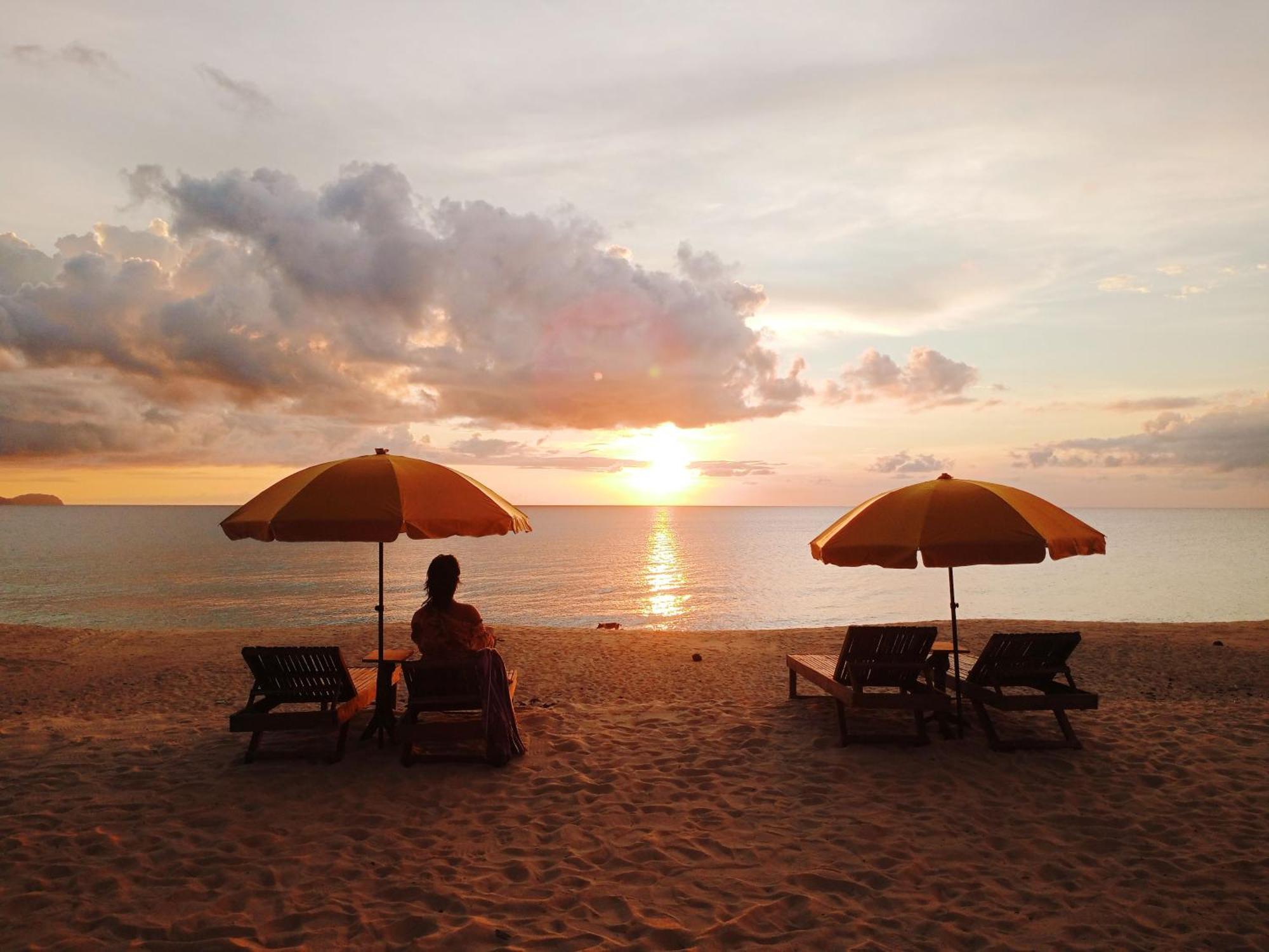 Amwani Sunset Colours Camping Site San Vicente  Exterior photo